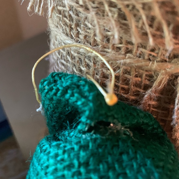 Vintage, CHRISTMAS ELF, Tagged Japan, GREEN burlap suit holding Christmas gift. - Picture 4 of 8